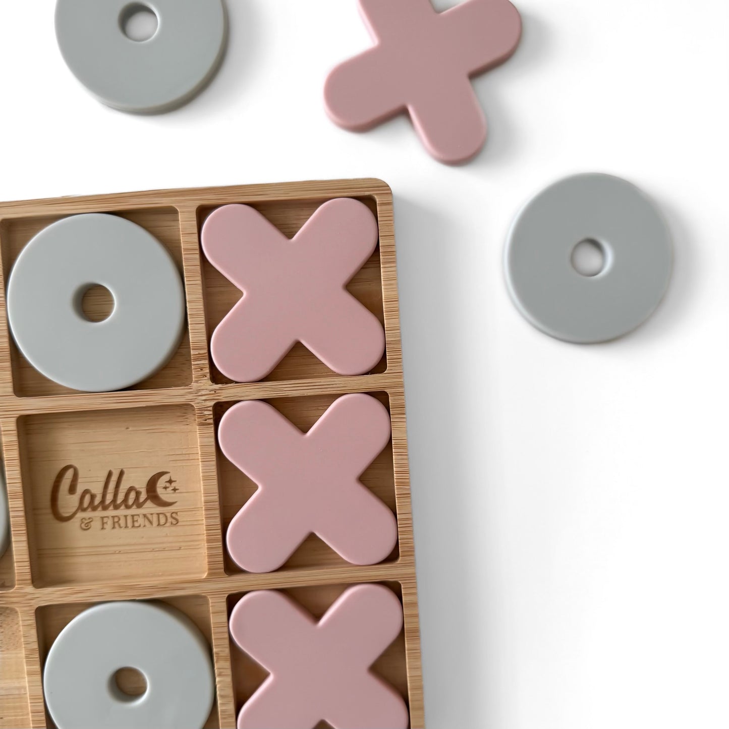 Silicone & Beechwood Tic Tac Toe