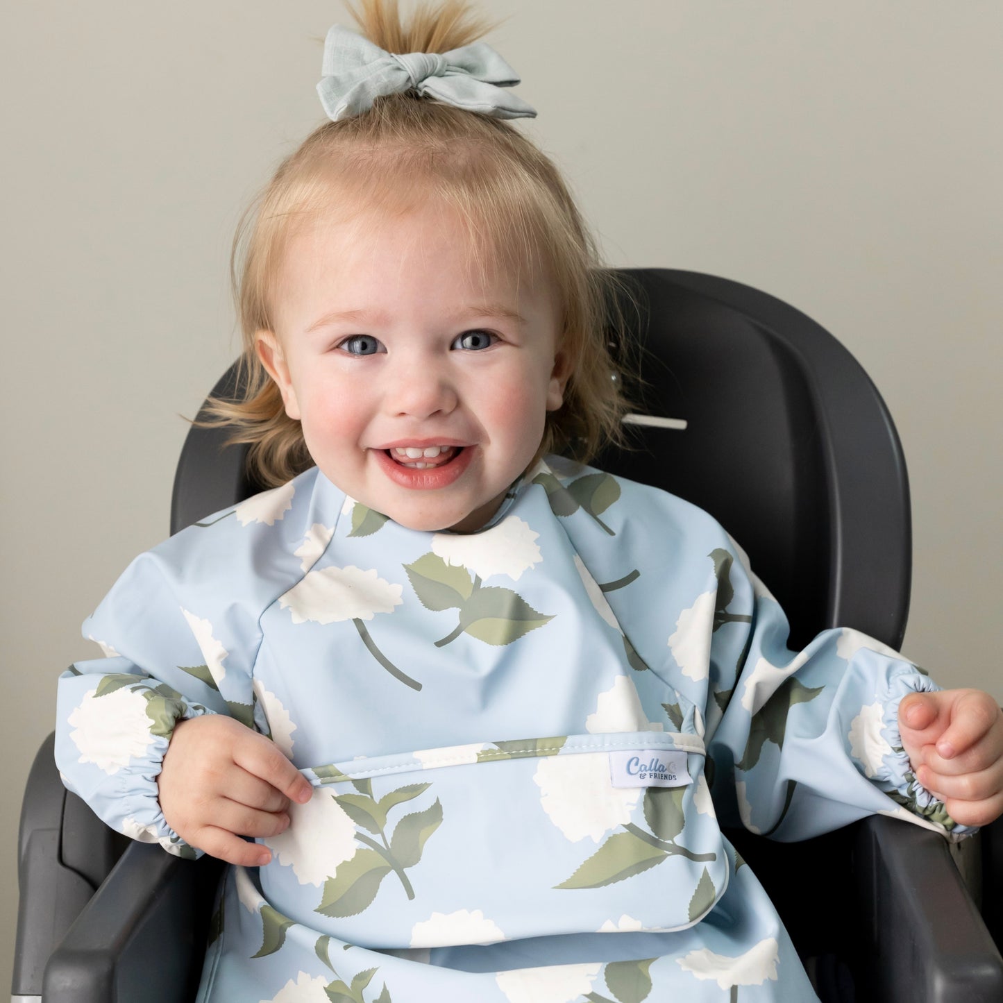 The Grayson Long Sleeve Bib - Hydrangeas