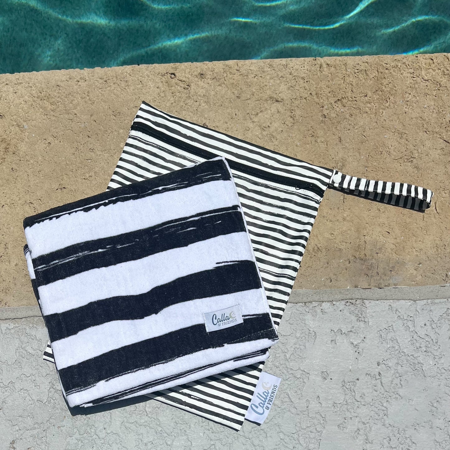 The Kenzie Beach Towel - Brush Stripes