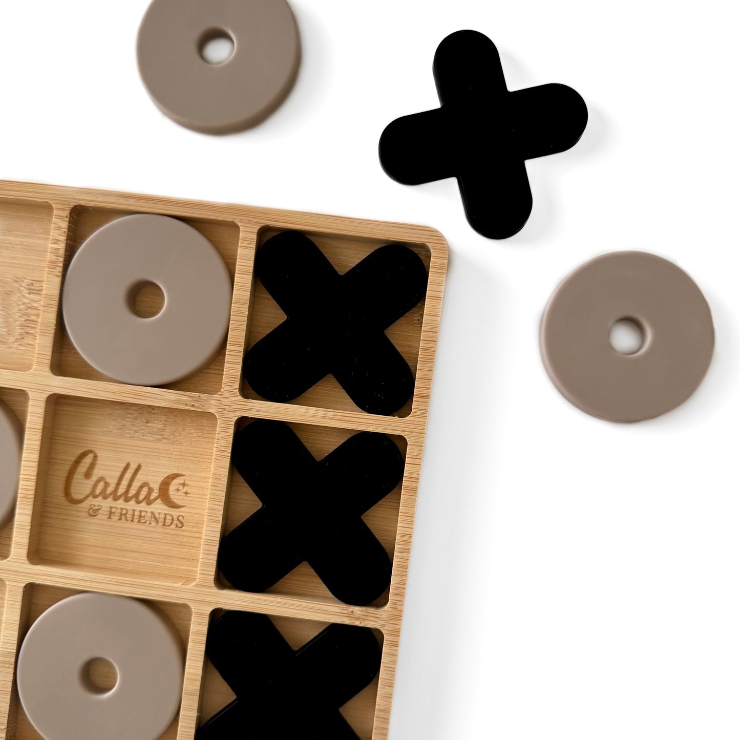 Silicone & Beechwood Tic Tac Toe