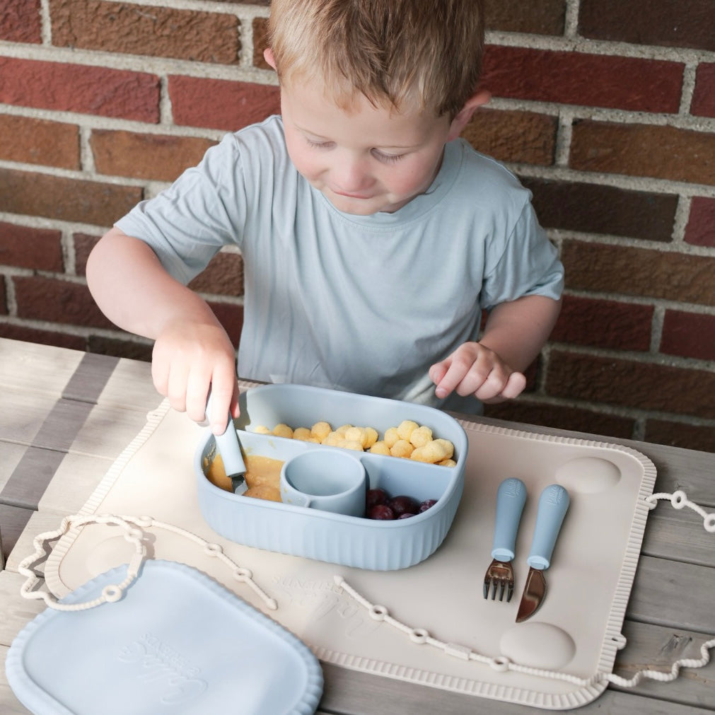 The Tidy Traveler - Solid Placemat Set