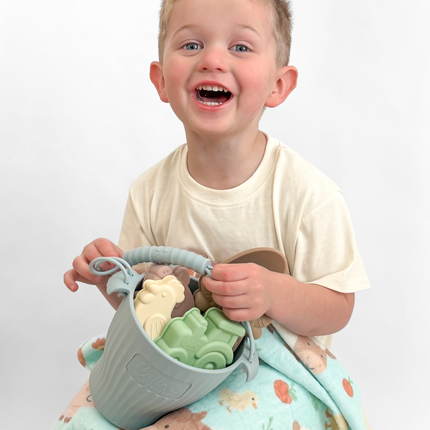 Hazel's Farm Silicone Beach Toy Set