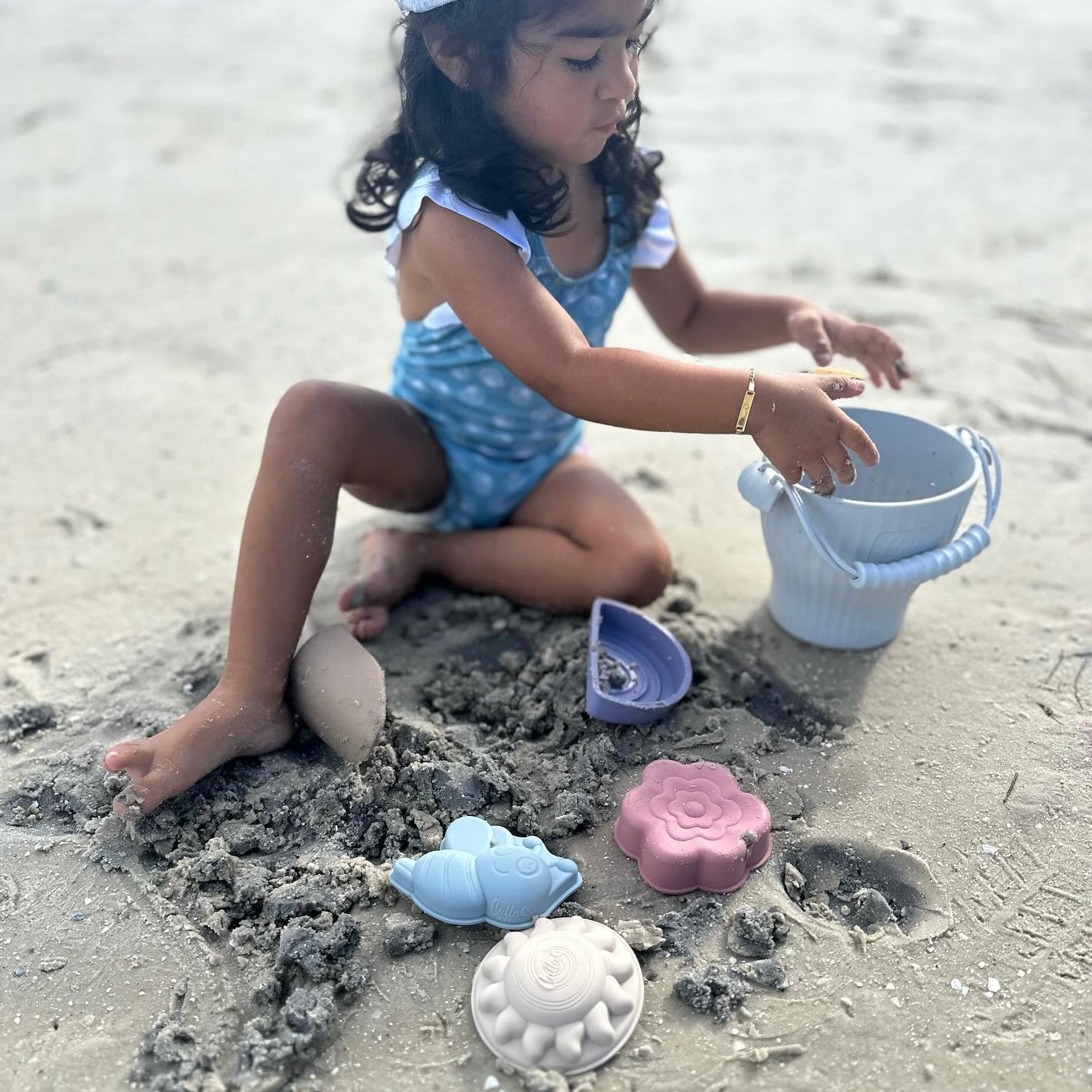 Allison Silicone Beach Toy Set